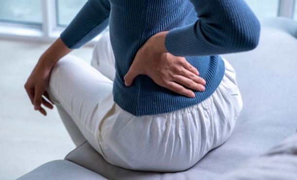 Dolore sacroiliaco cause, sintomi e chiropratica